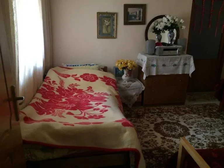 Krisafi Guesthouse Nokove